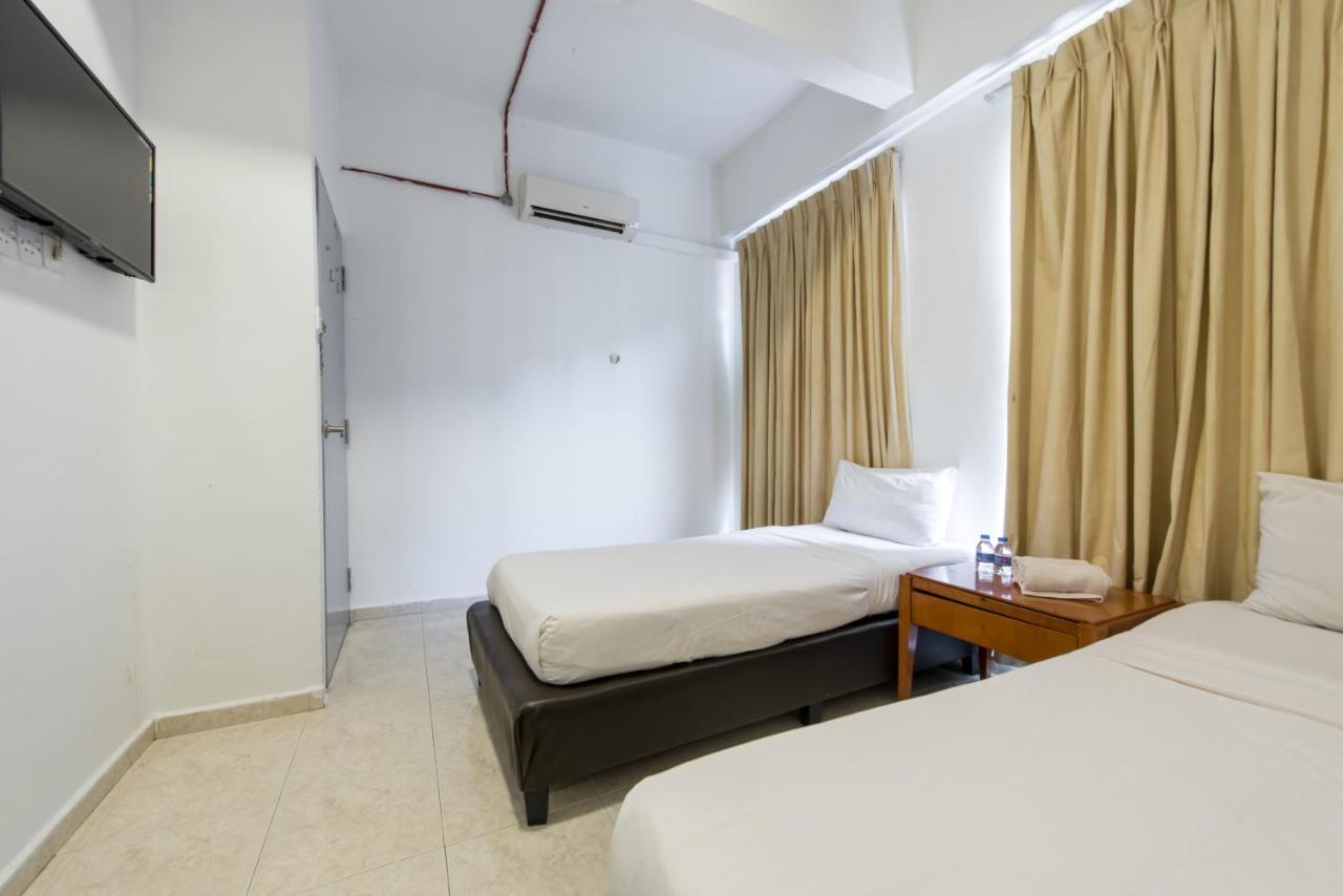 Hollitel Hotel Malacca Ngoại thất bức ảnh